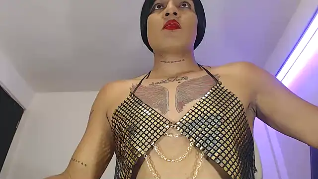 Snapshot of michellatinhot chatting on January 18, 7:50 pm michellatinhot online show from January 18, 7:50 pm