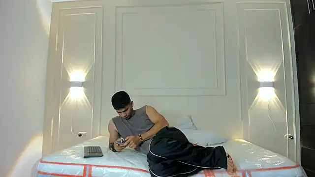 ANDRES STUD online show from June 22, 3:47 am