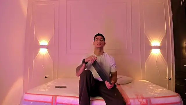 ANDRES STUD online show from June 25, 3:39 am