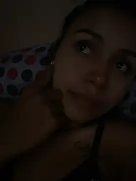 Snapshot of julieta_fn chatting on June 5, 3:35 am julieta fn online show from June 5, 3:35 am