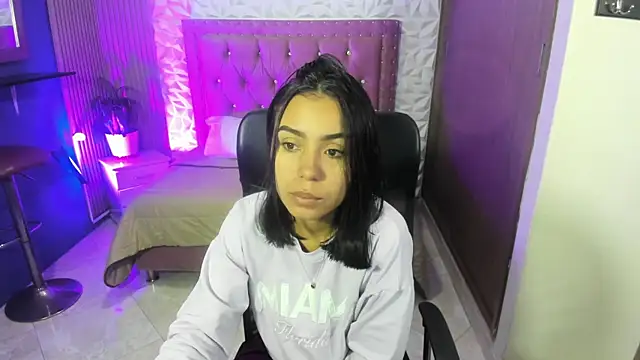 julieta fn online show from June 20, 12:41 pm