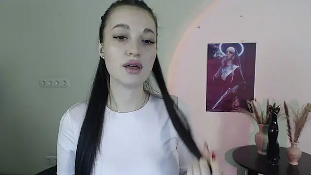 Snapshot of Eva_Eldis chatting on March 1, 7:37 pm Eva Eldis online show from March 1, 7:37 pm