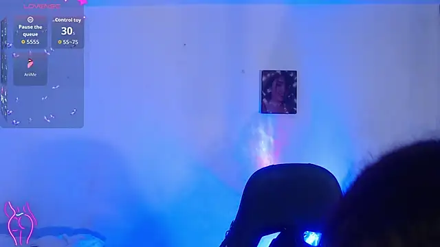 Snapshot of alaia_sweetxxx chatting on November 25, 1:27 am alaia sweetxxx online show from November 25, 1:27 am