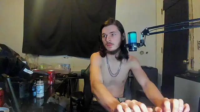 nuttyking2022 online show from February 5, 1:44 pm