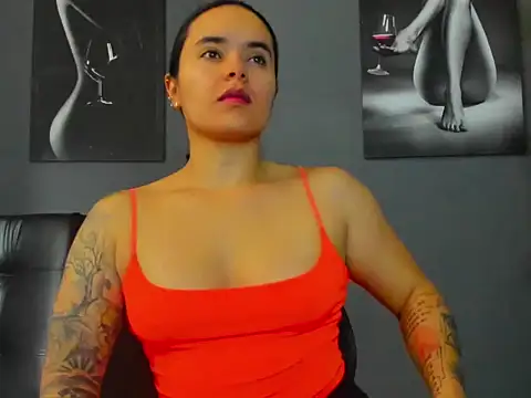 Snapshot of karlyjons12 chatting on November 29, 12:41 pm karlyjons12 online show from November 29, 12:41 pm