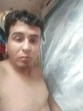 Snapshot of Hugoxxxxxxxxxxxx chatting on February 20, 7:47 pm Hugoxxxxxxxxxxxx online show from February 20, 7:47 pm