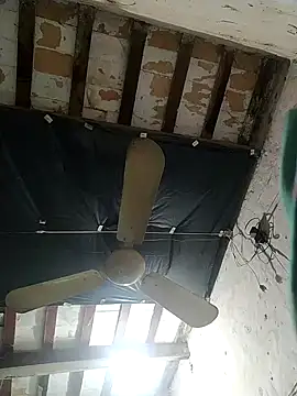 Snapshot of Hugoxxxxxxxxxxxx chatting on March 5, 1:45 am Hugoxxxxxxxxxxxx online show from March 5, 1:45 am