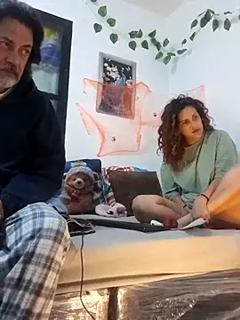 jeans and emma online show from October 14, 7:31 am