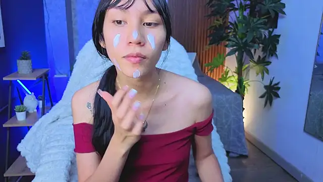 Miaa Lee7 online show from April 28, 7:41 pm