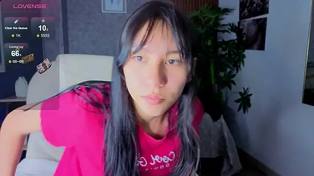 Snapshot of Miaa_Lee7 chatting on June 3, 9:09 pm Miaa Lee7 online show from June 3, 9:09 pm