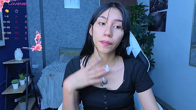 Snapshot of Miaa_Lee7 chatting on June 20, 8:22 pm Miaa Lee7 online show from June 20, 8:22 pm