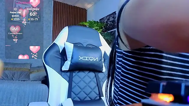 Snapshot of Miaa_Lee7 chatting on July 22, 9:06 pm Miaa Lee7 online show from July 22, 9:06 pm