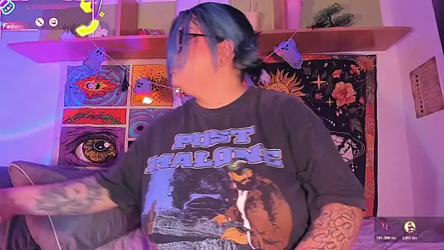 Snapshot of Banana_squirt chatting on October 21, 8:31 pm Banana squirt online show from October 21, 8:31 pm