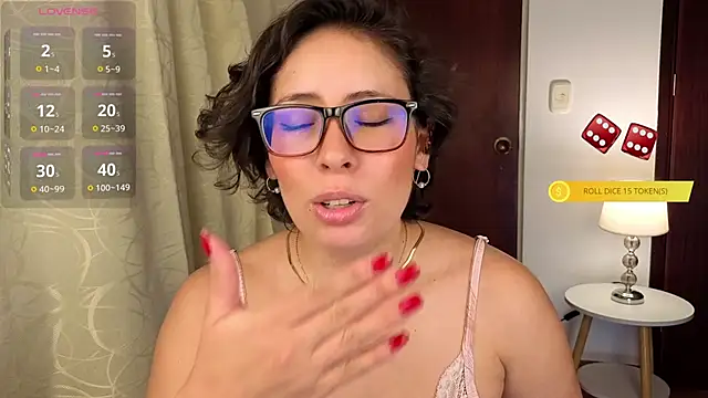 sophia dumont online show from March 17, 8:29 am