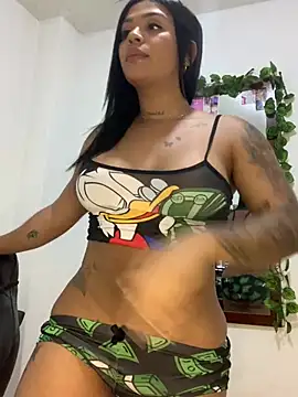 Snapshot of tinalove7 chatting on March 19, 4:25 am tinalove7 online show from March 19, 4:25 am