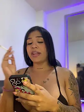 tinalove7 online show from May 3, 9:21 pm