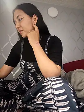 Snapshot of CuteHarper chatting on November 16, 1:44 am CuteHarper online show from November 16, 1:44 am