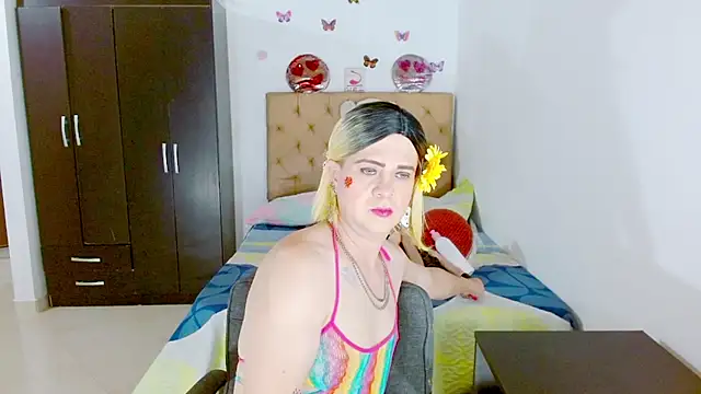Dolldirtyxxx online show from June 27, 5:34 am