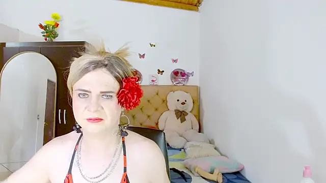 Dolldirtyxxx online show from June 28, 6:14 pm