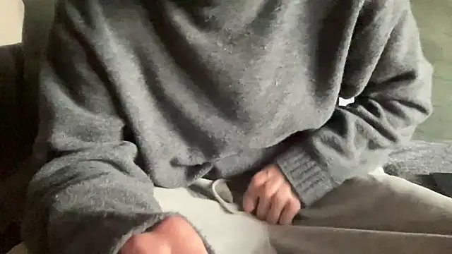 Snapshot of LeoLovelyDick chatting on November 22, 12:59 pm LeoLovelyDick online show from November 22, 12:59 pm