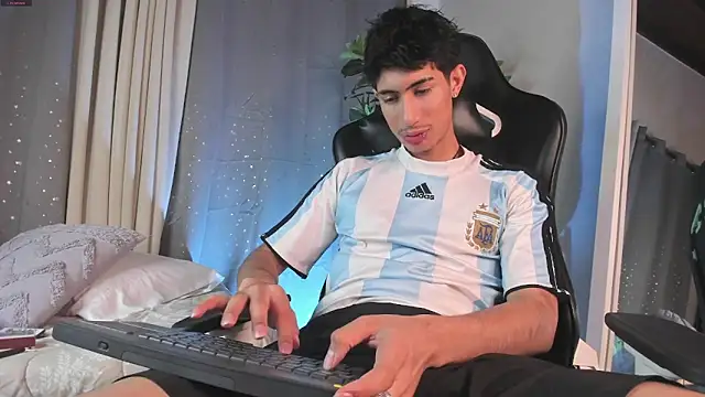 NovaaWheler online show from September 20, 1:23 pm