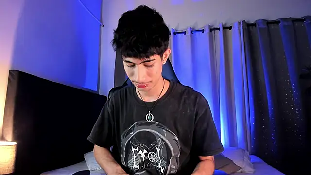 NovaaWheler online show from October 1, 7:42 pm