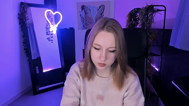 DariaTate online show from March 4, 8:35 am