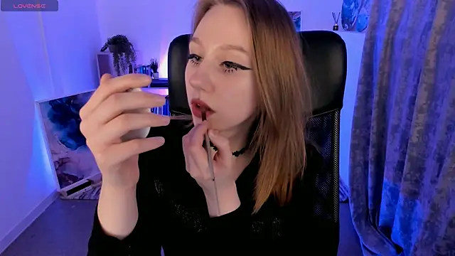 DariaTate online show from March 13, 6:23 pm