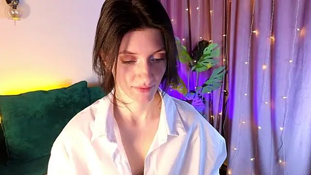 Snapshot of roxy_riot_ chatting on February 14, 4:58 am roxy riot online show from February 14, 4:58 am