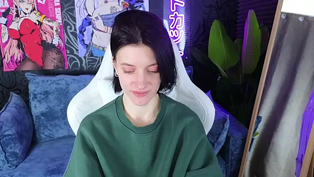 Snapshot of roxy_riot_ chatting on February 20, 4:28 am roxy riot online show from February 20, 4:28 am