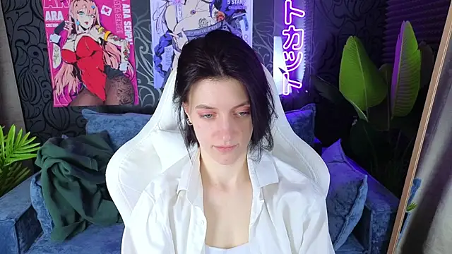 Snapshot of roxy_riot_ chatting on February 20, 7:34 am roxy riot online show from February 20, 7:34 am