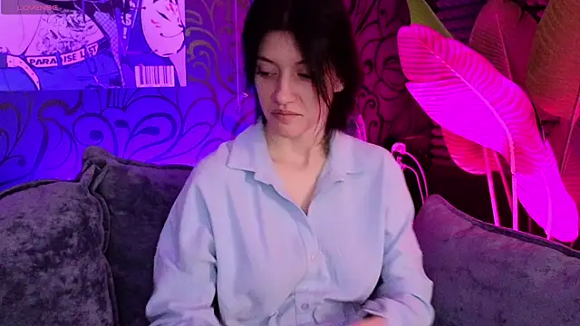 Snapshot of roxy_riot_ chatting on September 21, 1:29 am roxy riot online show from September 21, 1:29 am