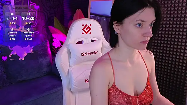 Snapshot of roxy_riot_ chatting on September 30, 1:21 am roxy riot online show from September 30, 1:21 am