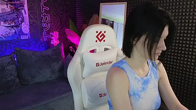 Snapshot of roxy_riot_ chatting on October 11, 1:27 am roxy riot online show from October 11, 1:27 am