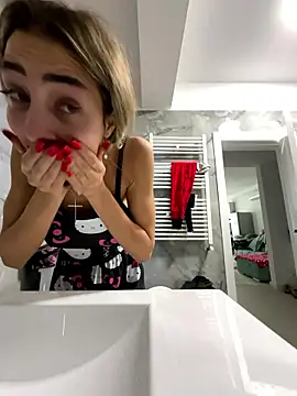 Snapshot of BonyBon29 chatting on January 11, 7:35 am BonyBon29 online show from January 11, 7:35 am