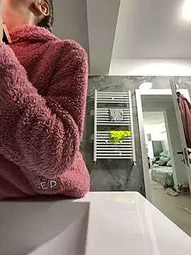 Snapshot of BonyBon29 chatting on February 26, 7:51 am BonyBon29 online show from February 26, 7:51 am