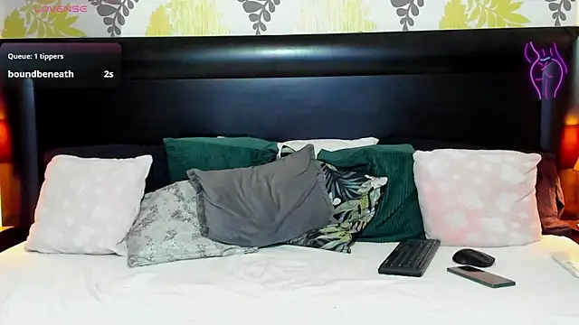 Kaylynn online show from March 8, 5:33 pm