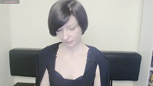  AngeliaFlow  online show from February 11, 2:02 pm