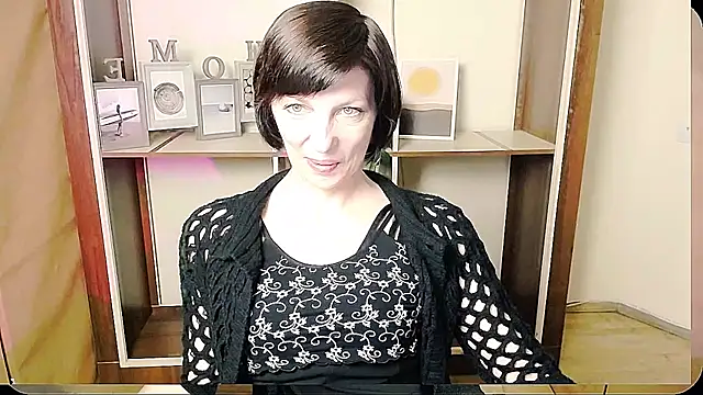  AngeliaFlow  online show from June 17, 8:06 am