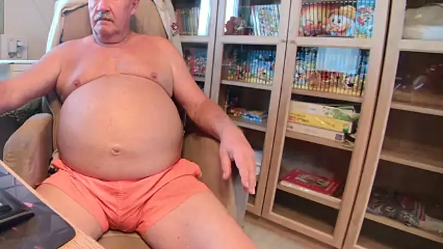 Snapshot of barenfan chatting on February 10, 11:25 am barenfan online show from February 10, 11:25 am