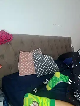 Snapshot of nickelfie chatting on March 10, 10:37 am nickelfie online show from March 10, 10:37 am