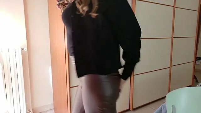 bambolina sexy1985 online show from November 25, 10:48 am