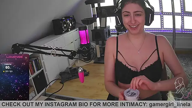 Gamergirl-Linela online show from October 20, 9:43 am