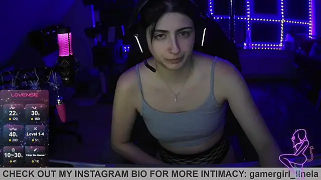 Gamergirl-Linela online show from December 5, 12:30 am