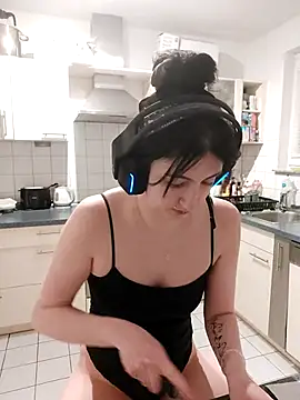 Gamergirl-Linela online show from March 5, 7:32 pm