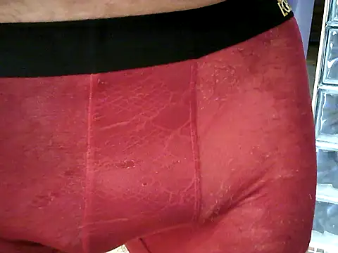 Snapshot of archange_17 chatting on March 5, 3:51 pm archange 17 online show from March 5, 3:51 pm