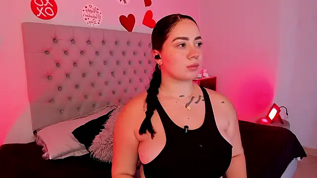 Snapshot of Morgan_Wright chatting on February 25, 7:45 pm Morgan Wright online show from February 25, 7:45 pm