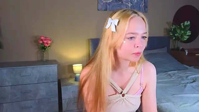 Bellla Murrr online show from March 13, 10:43 pm