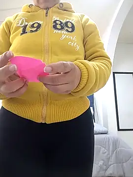 Snapshot of Saori_Sann_ chatting on September 17, 2:41 pm Saori Sann online show from September 17, 2:41 pm