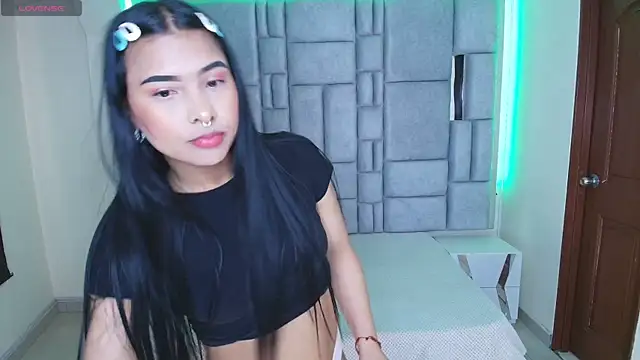 Snapshot of Vera_Best_ chatting on March 20, 2:42 pm Vera Best online show from March 20, 2:42 pm